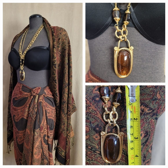 Necklace - Picture 3 of 9